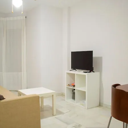 Apartament Holidays *